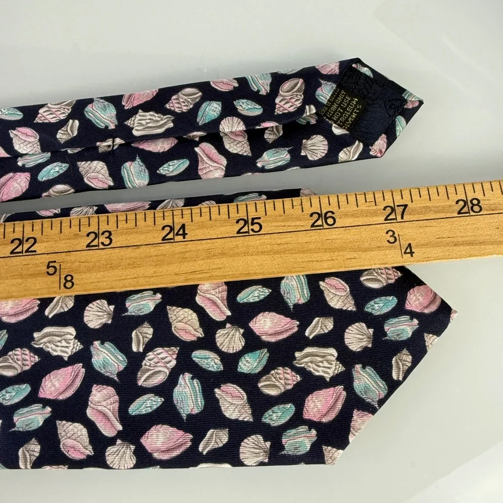 Gucci Necktie Mens One Size Navy Blue Seashell Silk Nautical Made in Italy